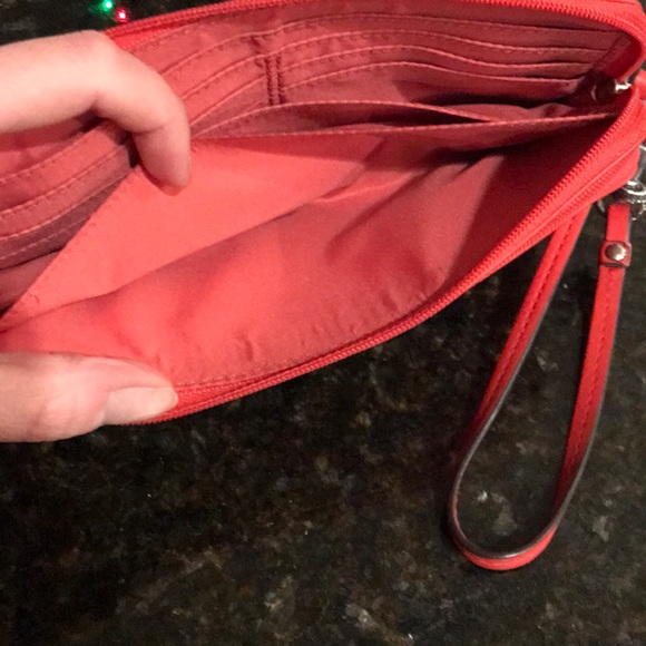 Coach clutch - Picture 5 of 8